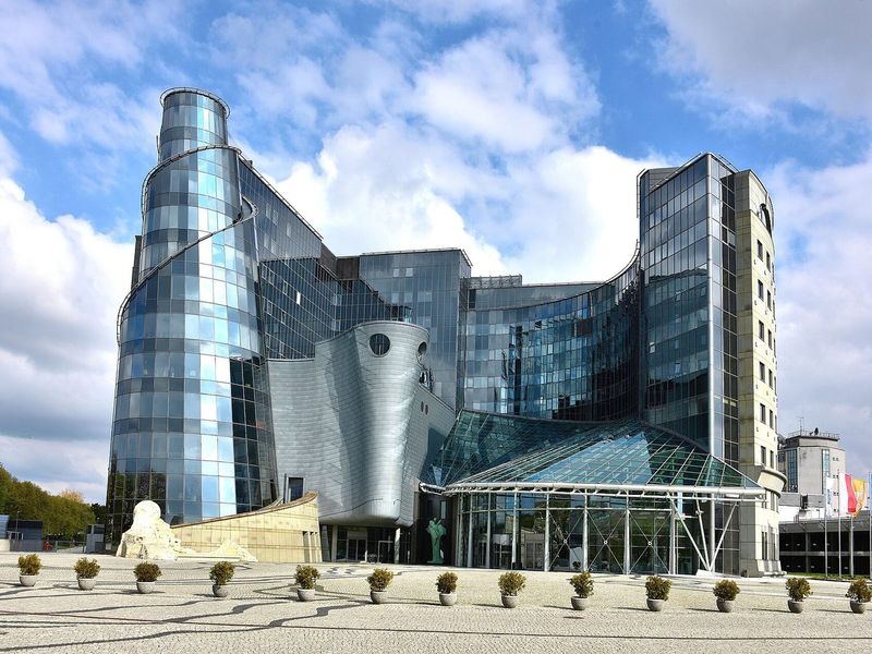 Telewizja Polska Realizacja: Telewizja Polska, Woronicza 17, Warszawa